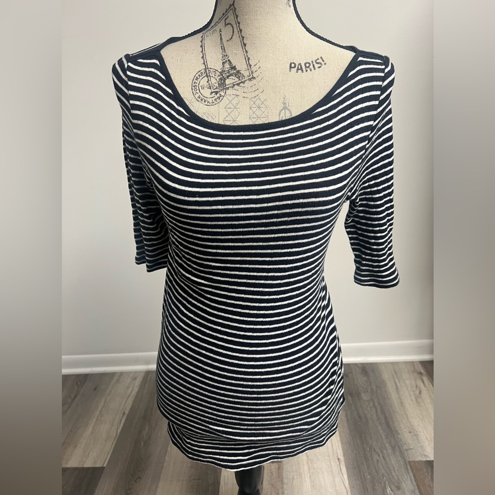 3/4 Length Sleeve Shirt! - Picture 8 of 15